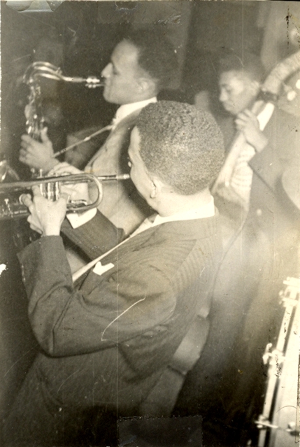 Claude, Ed, and bassist; Pershing Ballroom Fall 1948